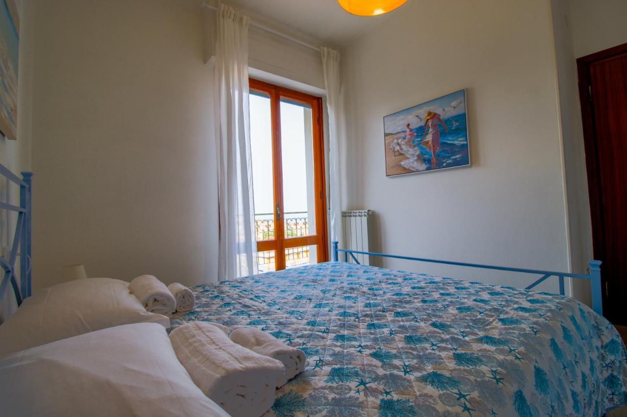 La Terrazza - By Ligooria Appartement Pietra Ligure Buitenkant foto