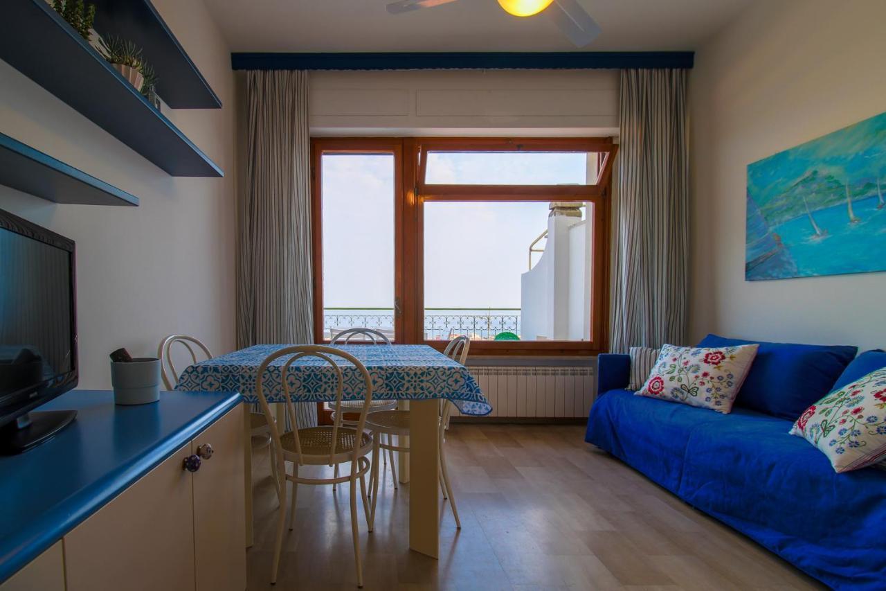 La Terrazza - By Ligooria Appartement Pietra Ligure Buitenkant foto